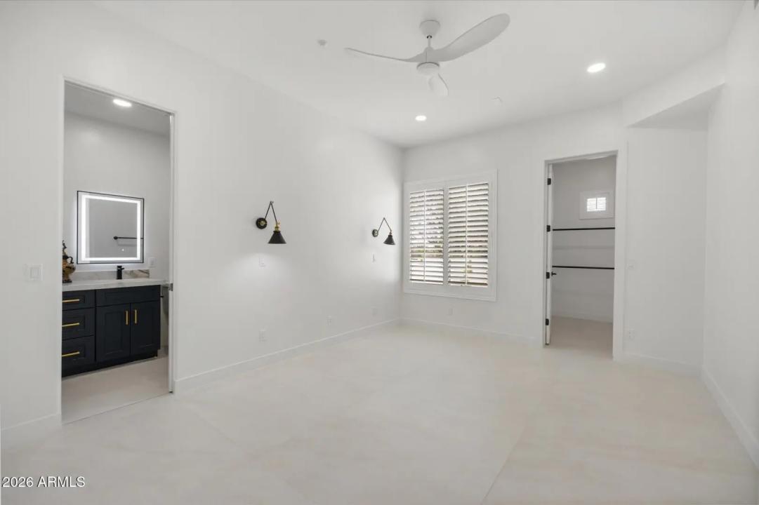 Real Estate Picture 30