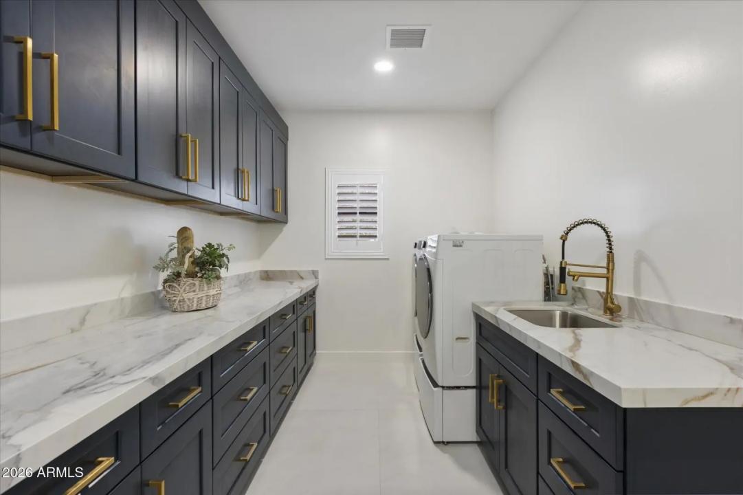 Real Estate Picture 35