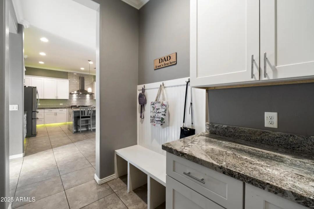 Real Estate Picture 13