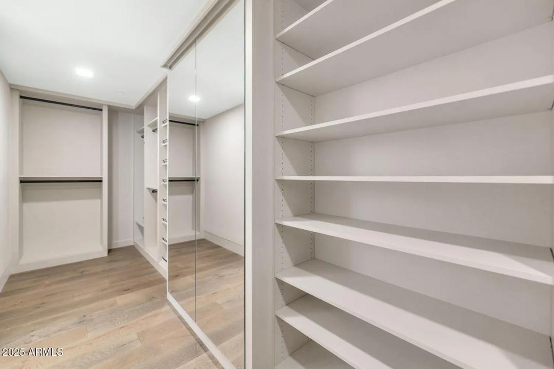 Real Estate Picture 26
