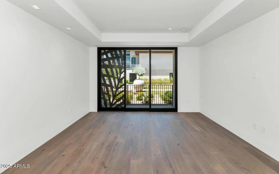 Real Estate Picture 27