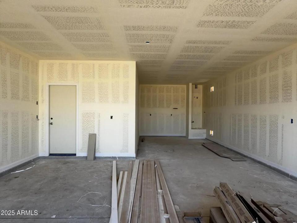 Real Estate Picture 21