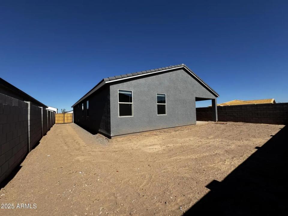 Real Estate Picture 22