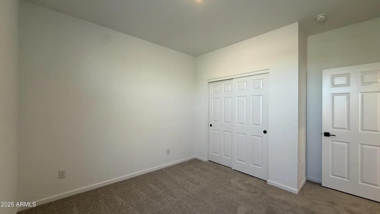 Real Estate Picture 10