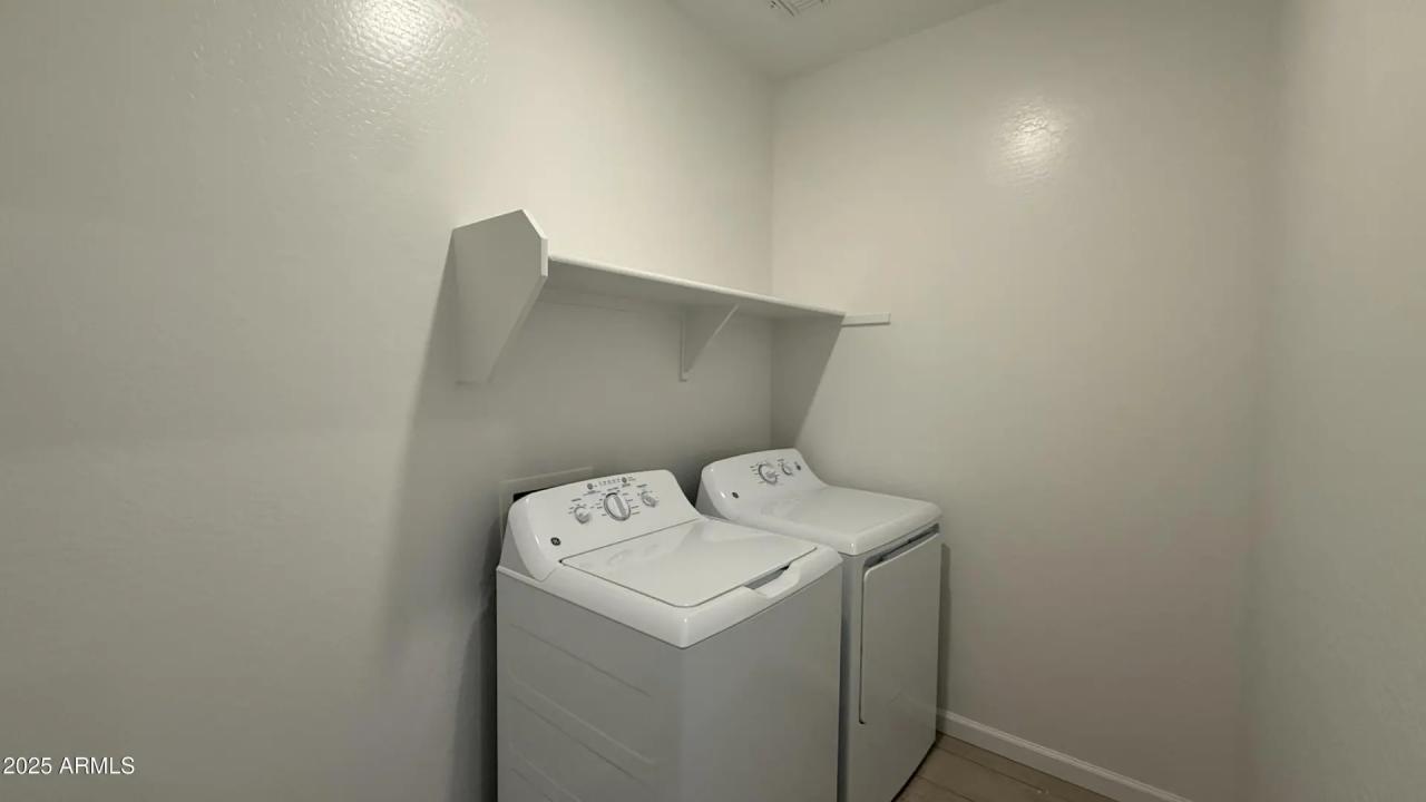 Real Estate Picture 22