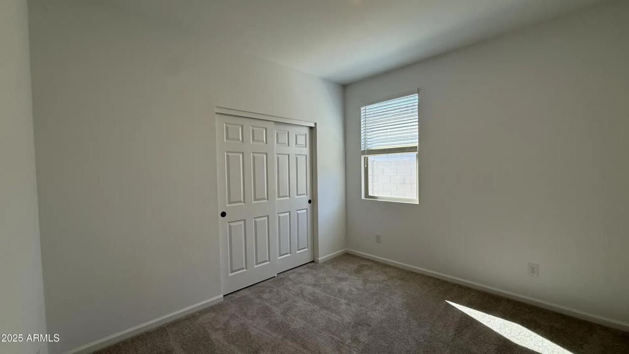 Real Estate Picture 26