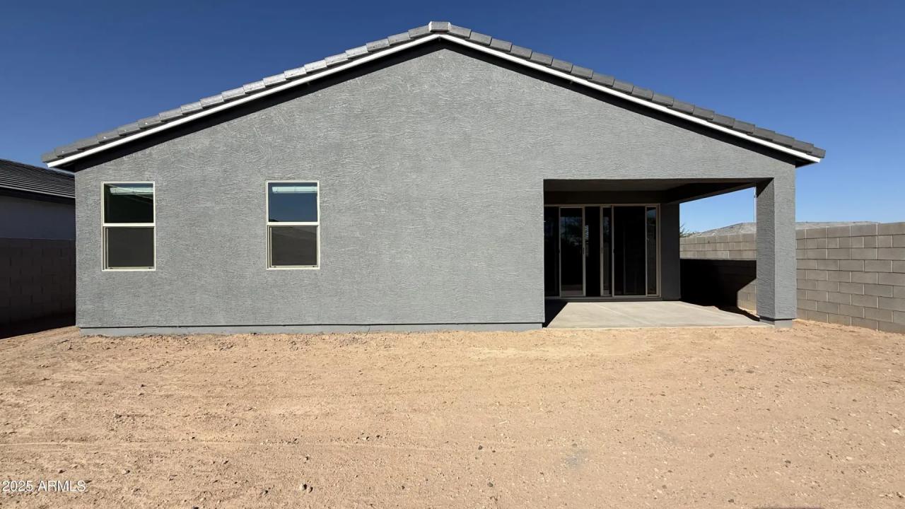 Real Estate Picture 30