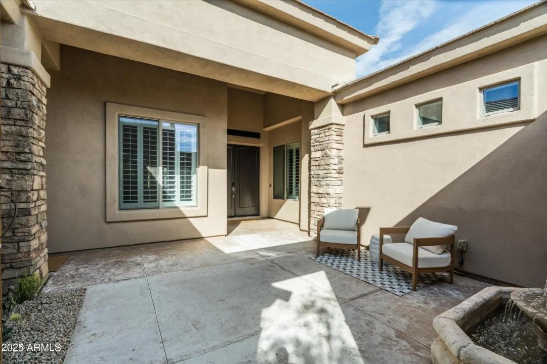 Real Estate Picture 7