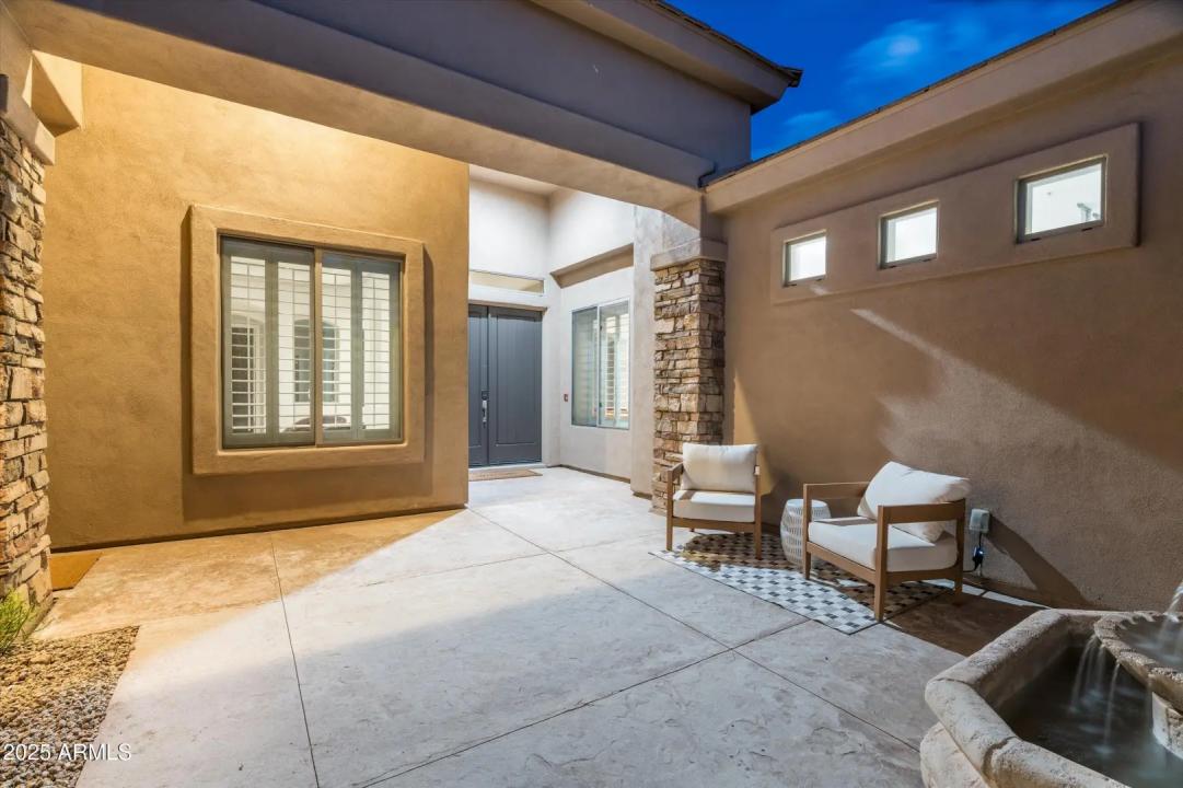 Real Estate Picture 8