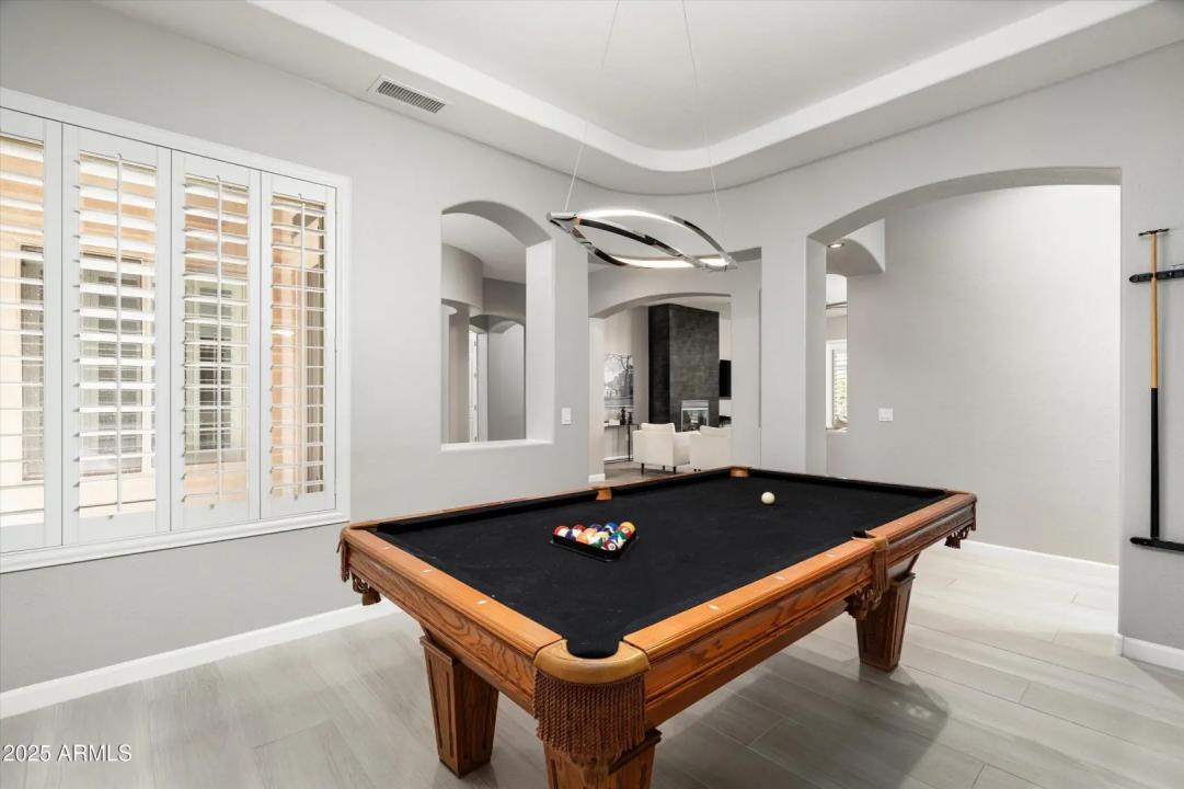 Real Estate Picture 20