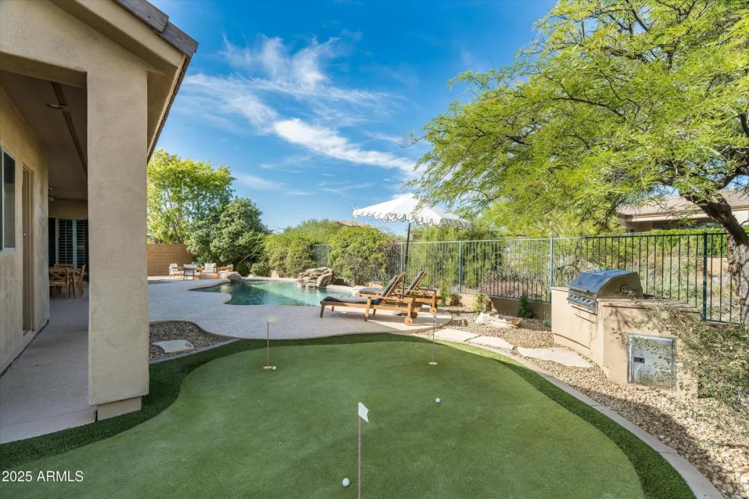 Real Estate Picture 42