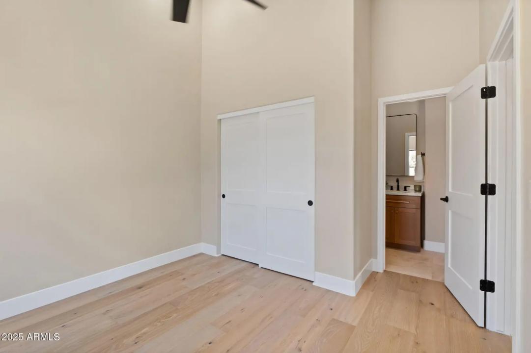 Real Estate Picture 38