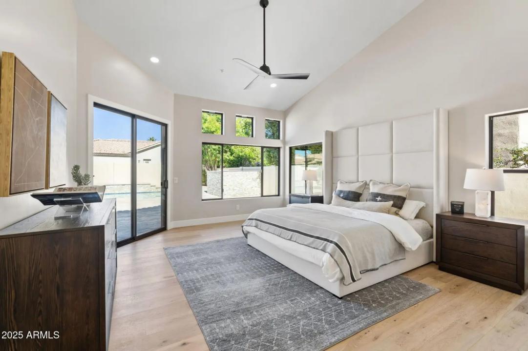 Real Estate Picture 25