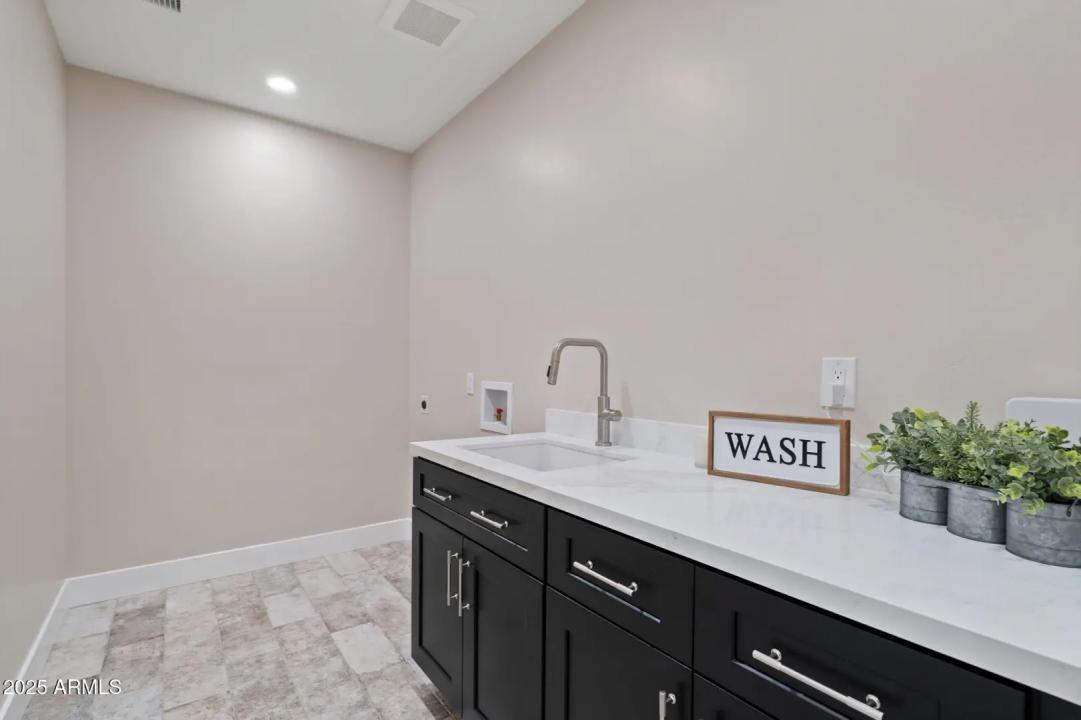 Real Estate Picture 52