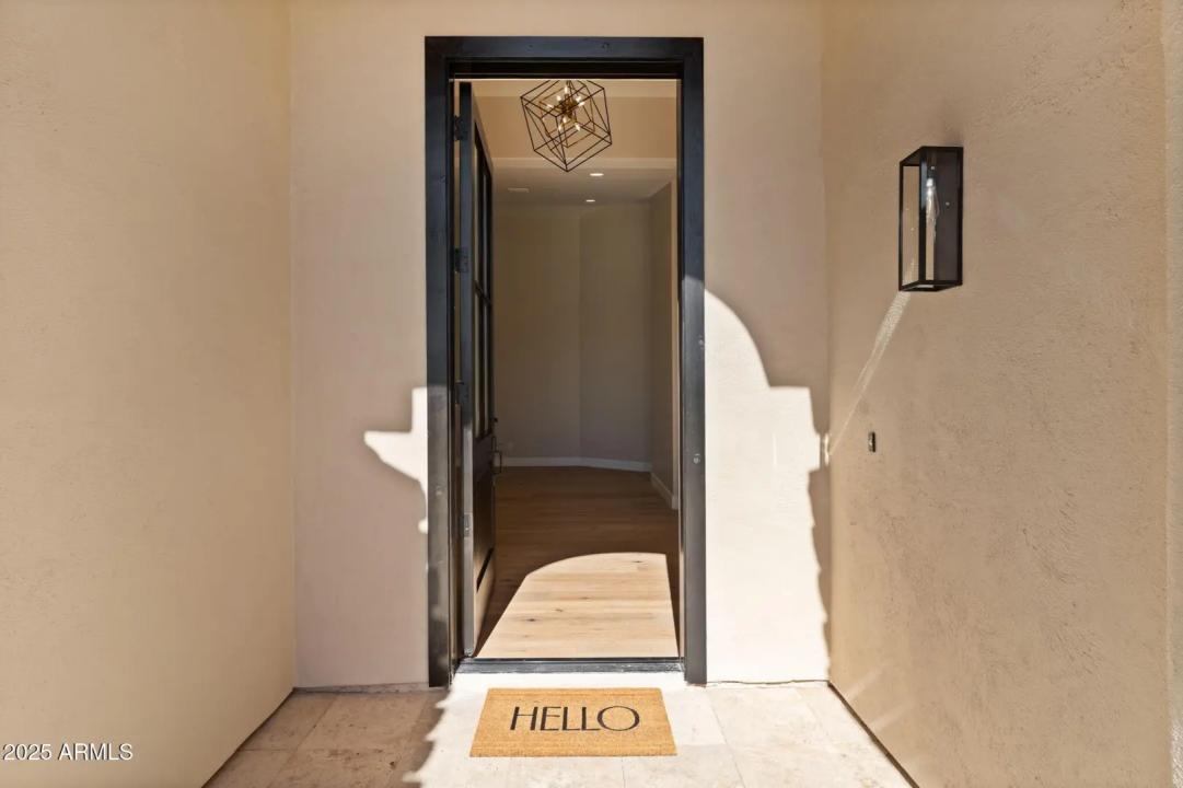 Real Estate Picture 8