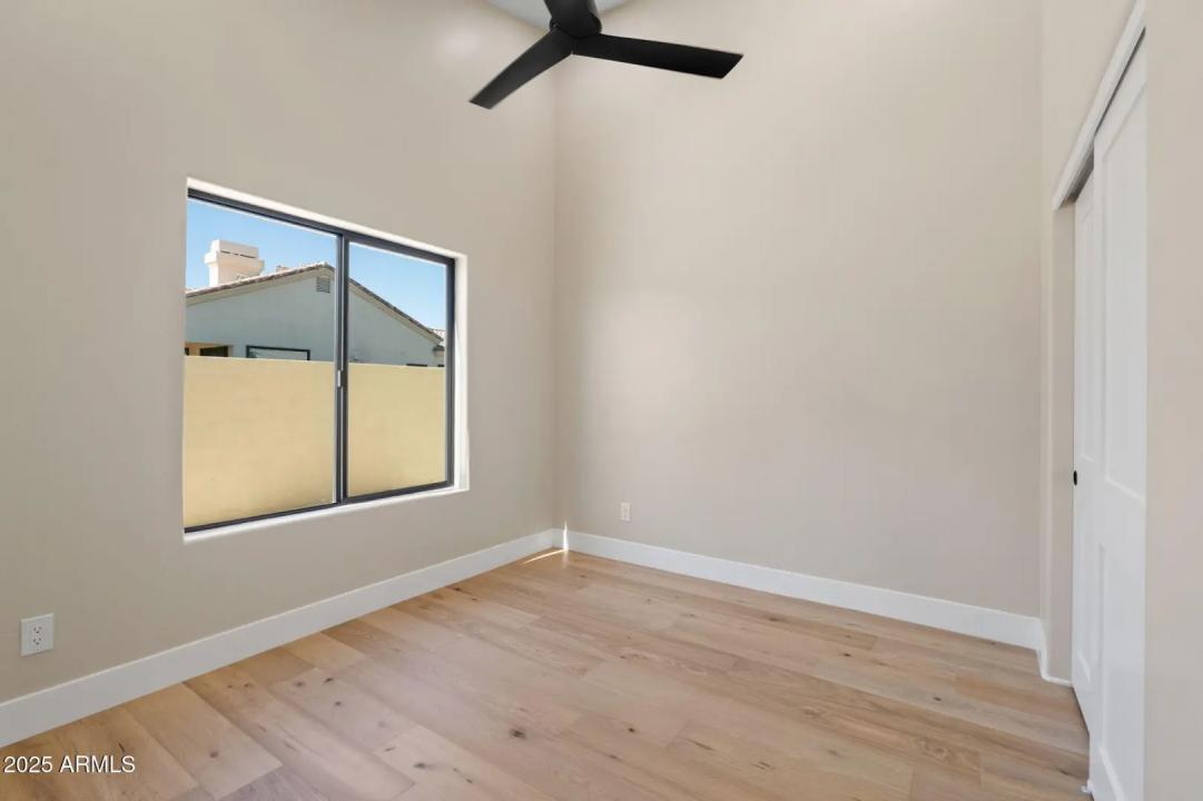 Real Estate Picture 48