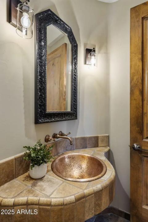 Real Estate Picture 19