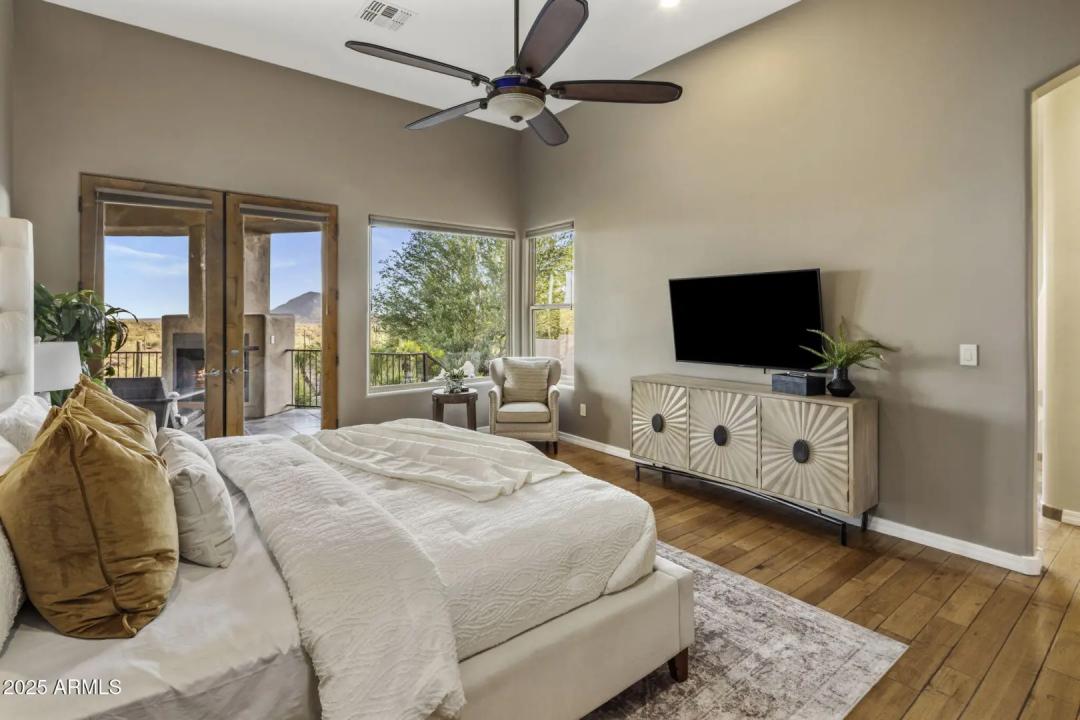 Real Estate Picture 21