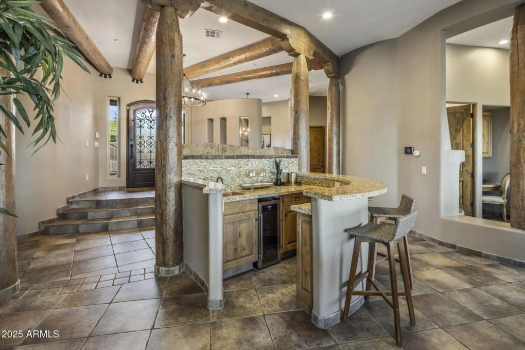 Real Estate Picture 17