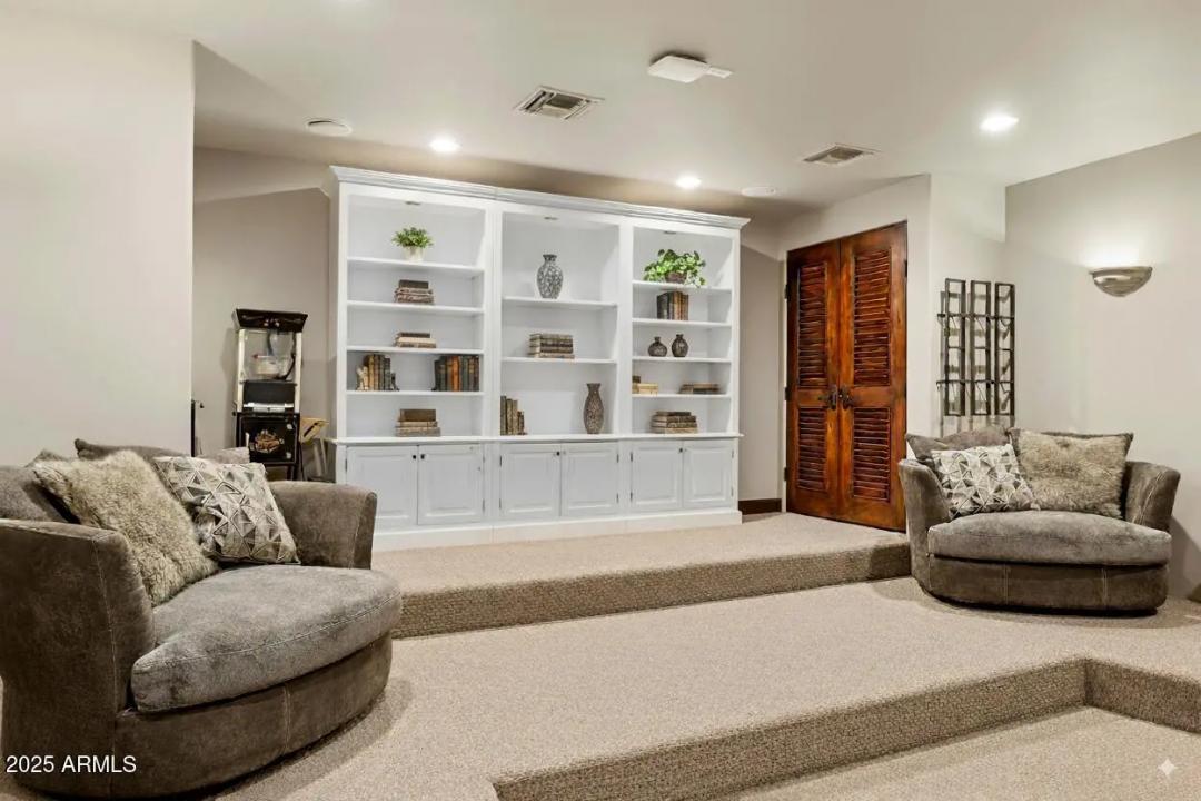Real Estate Picture 46