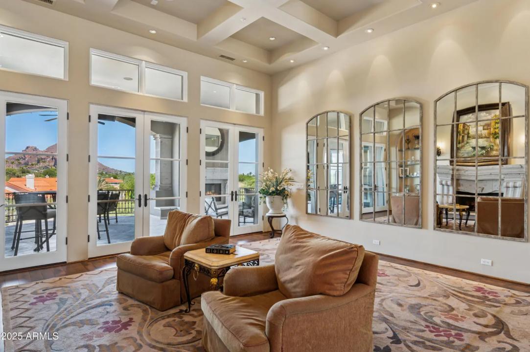 Real Estate Picture 19