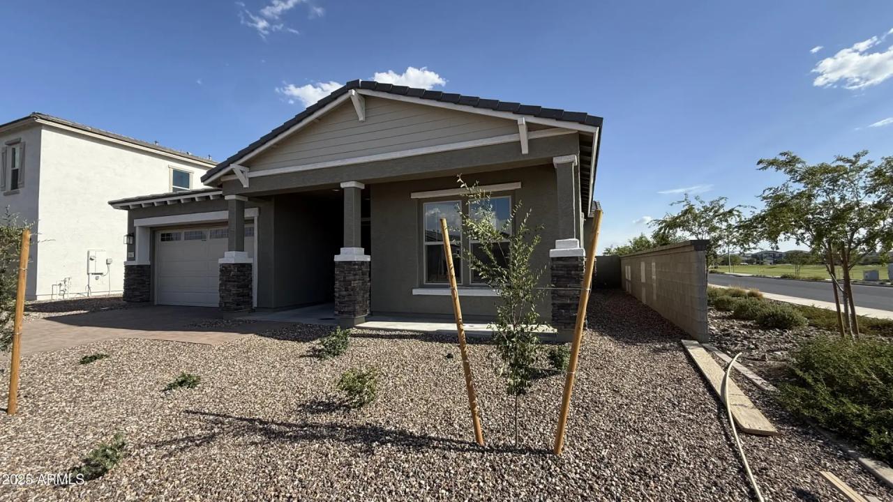 Real Estate Picture 2