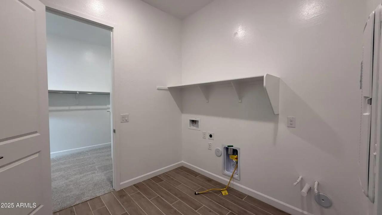 Real Estate Picture 22