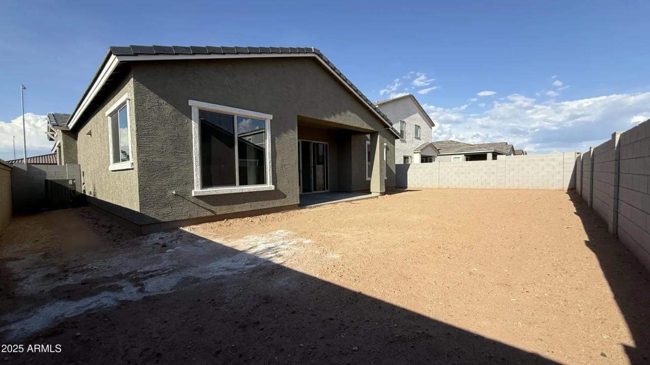 Real Estate Picture 26