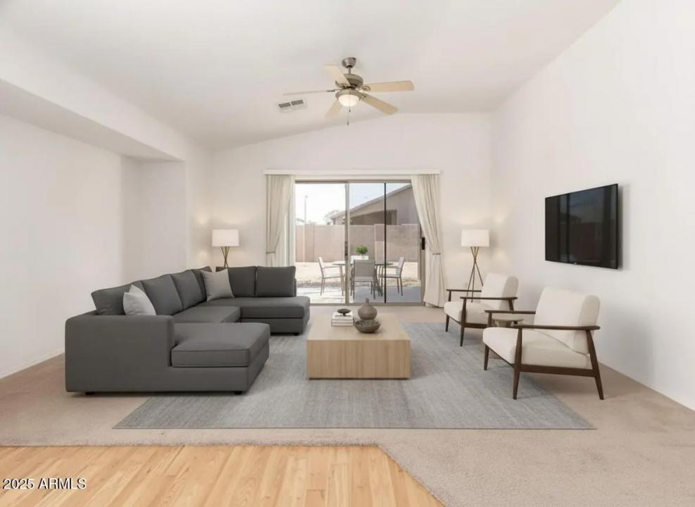 Real Estate Picture 17