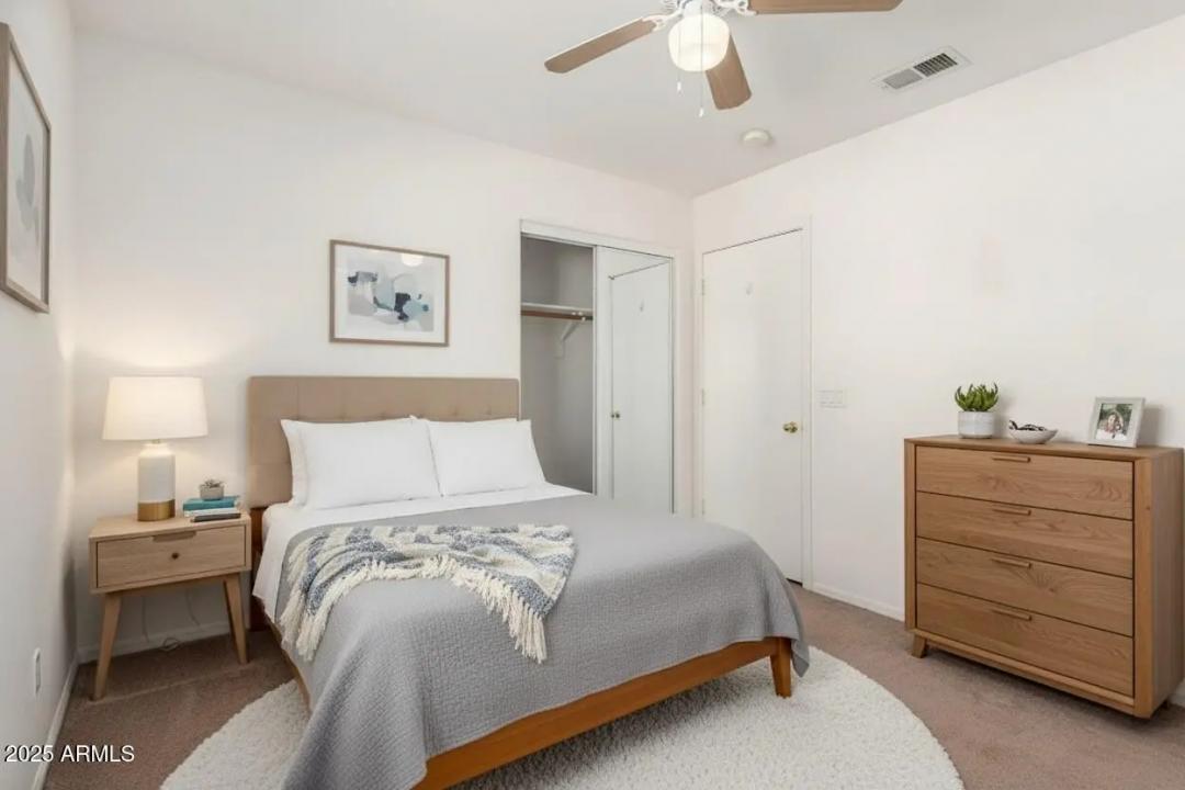 Real Estate Picture 40