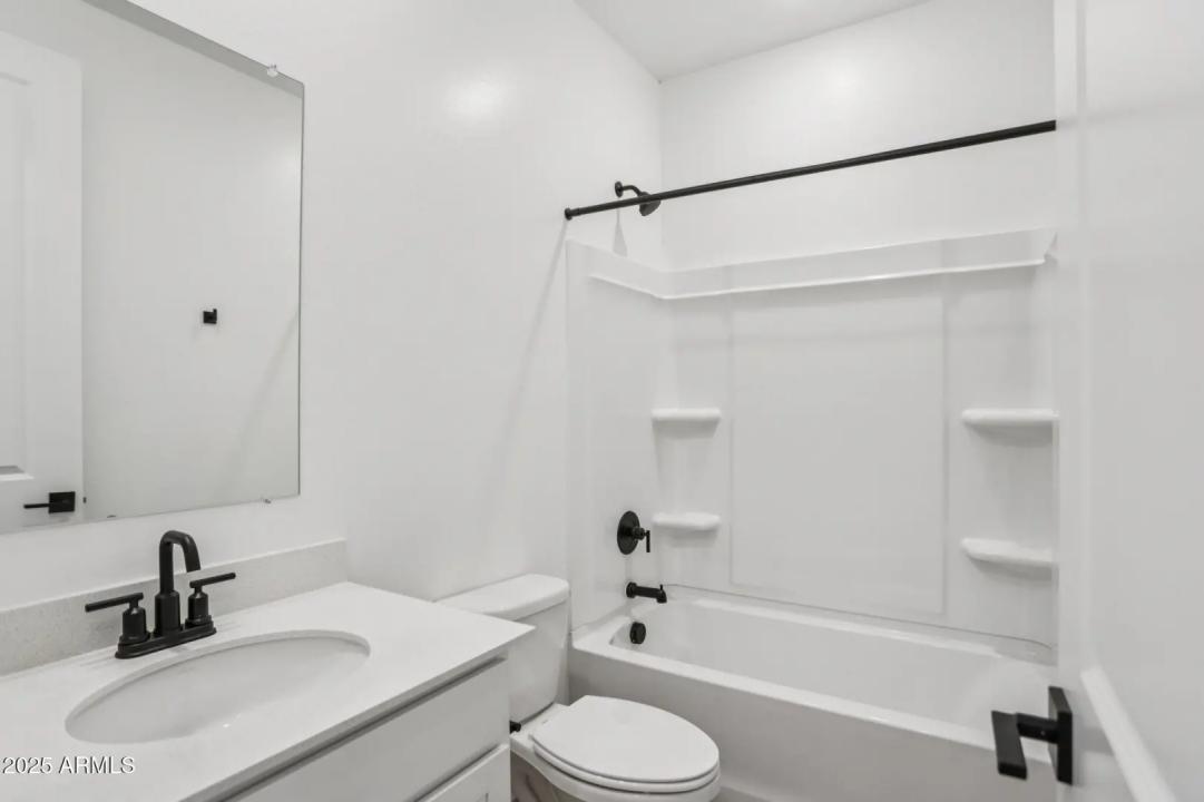 Real Estate Picture 29