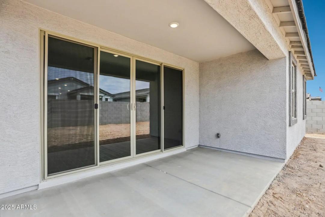 Real Estate Picture 32