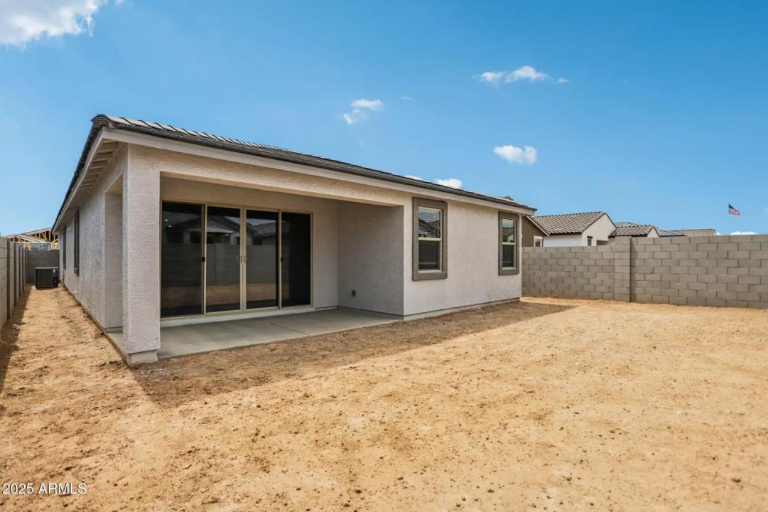 Real Estate Picture 34