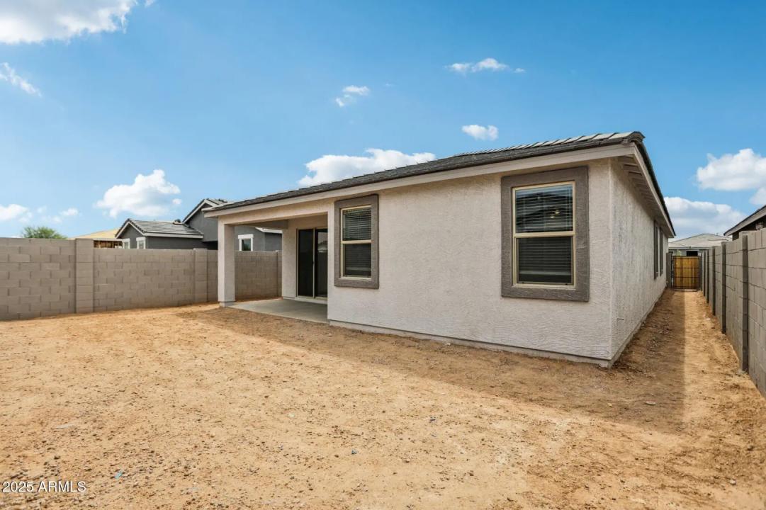 Real Estate Picture 35