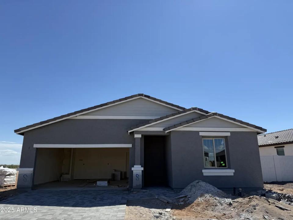 Real Estate Picture 2