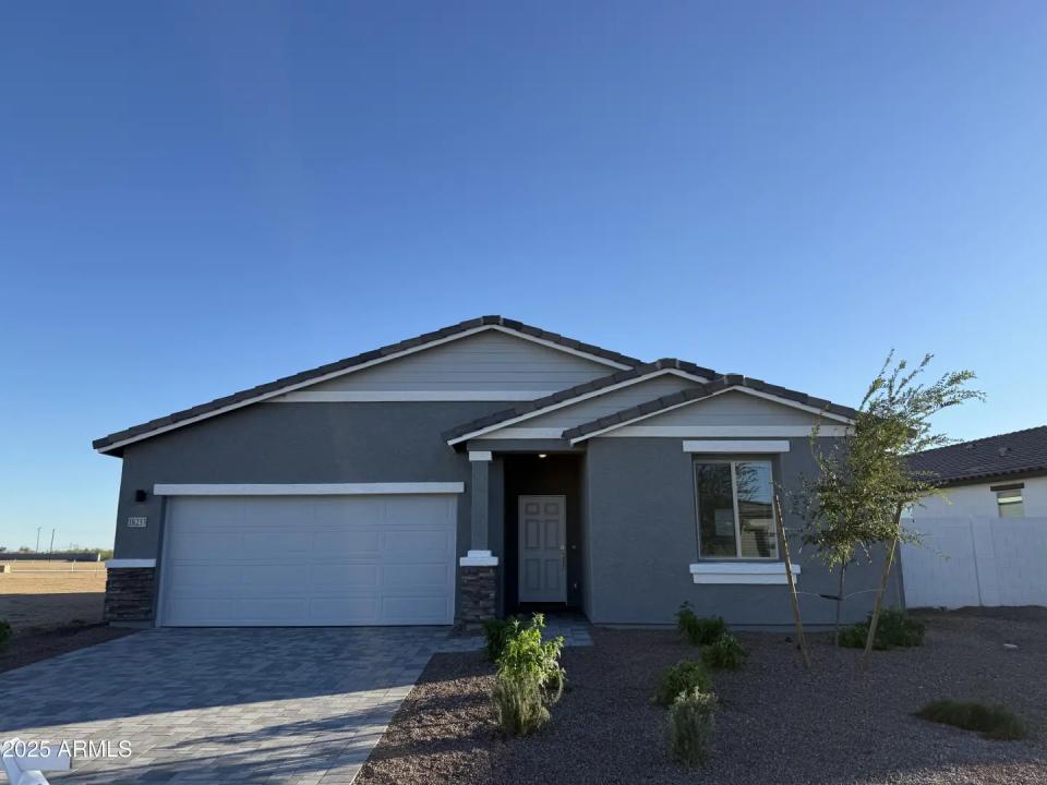 18253 W CAMINO DE ORO Surprise AZ 85387