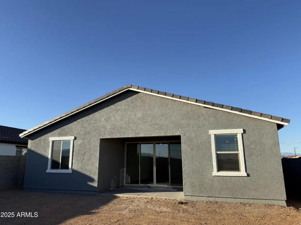 Real Estate Picture 19