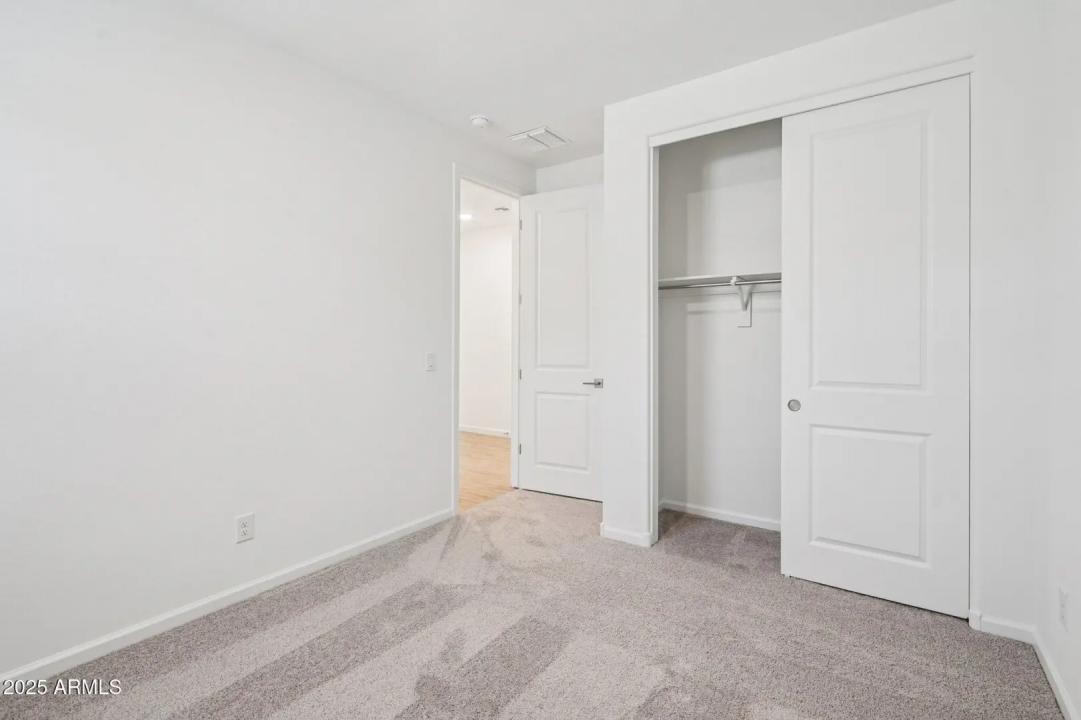 Real Estate Picture 19