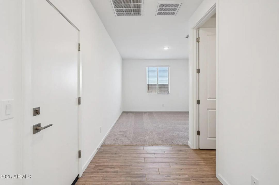 Real Estate Picture 20