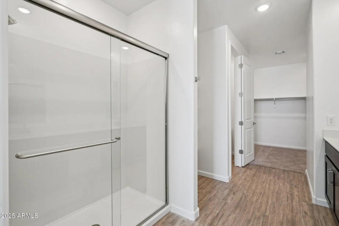 Real Estate Picture 29