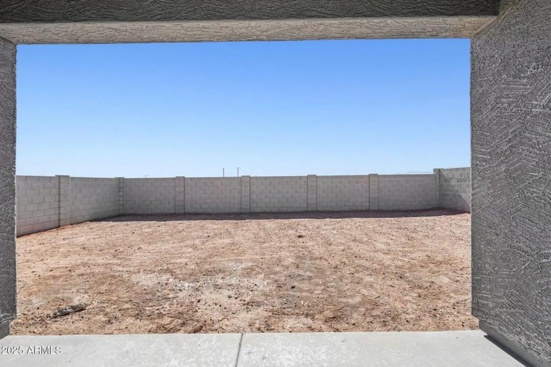 Real Estate Picture 33