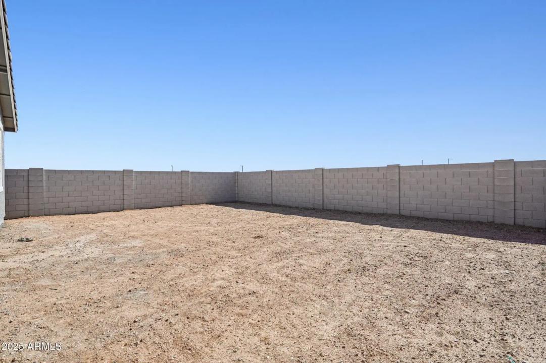 Real Estate Picture 34