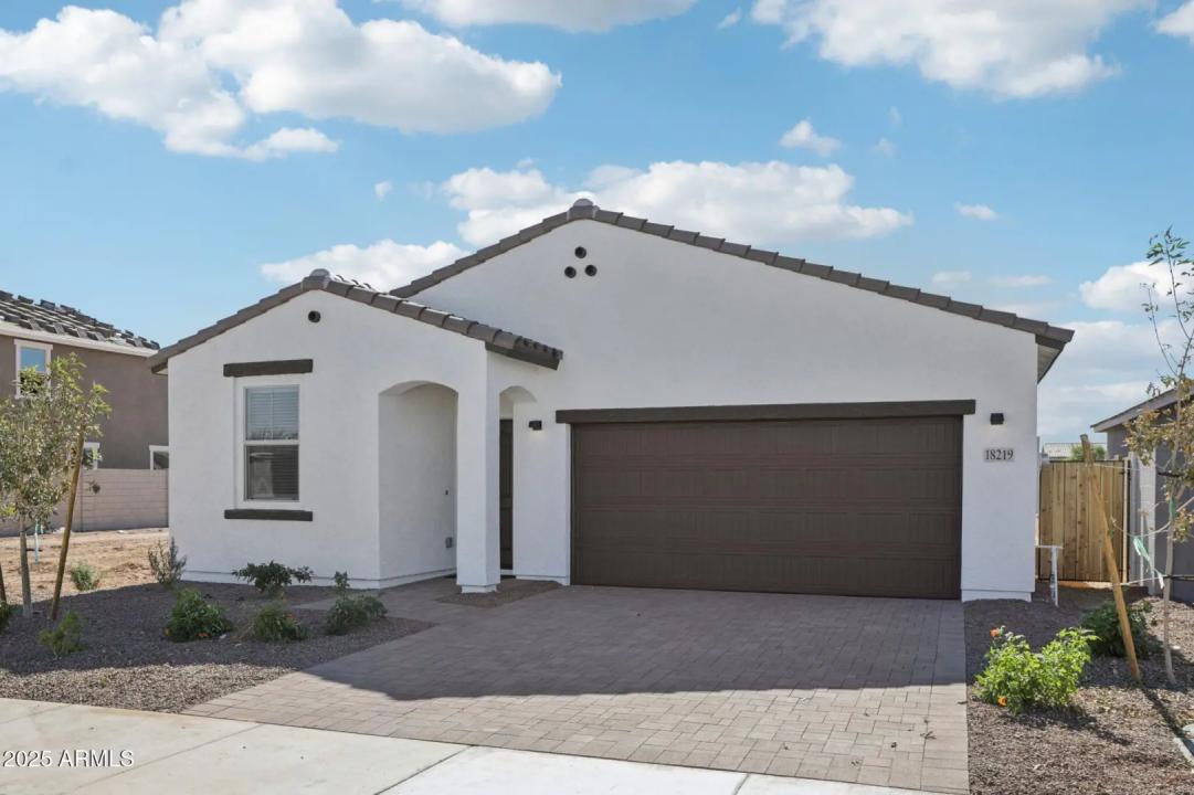 Real Estate Picture 2