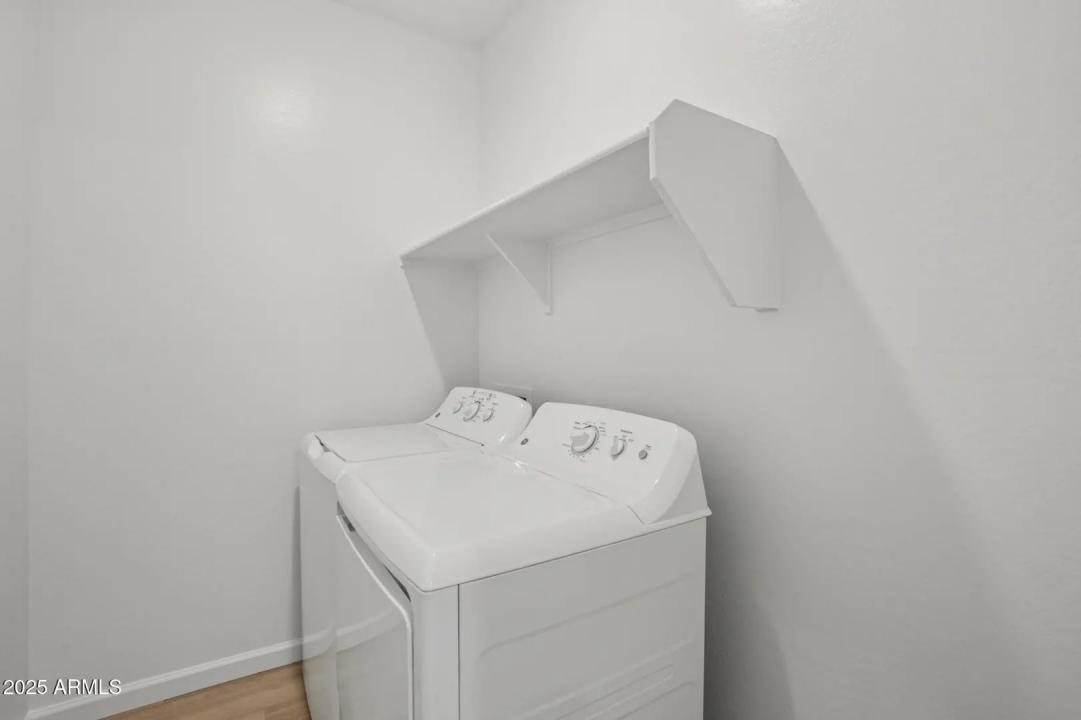 Real Estate Picture 16