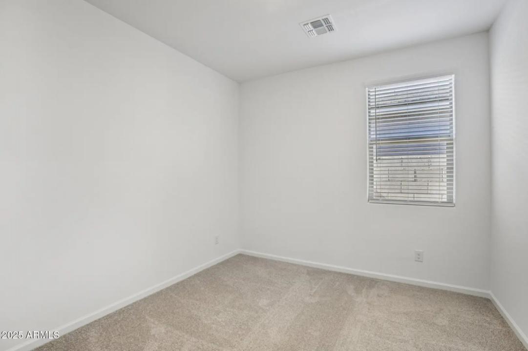 Real Estate Picture 19