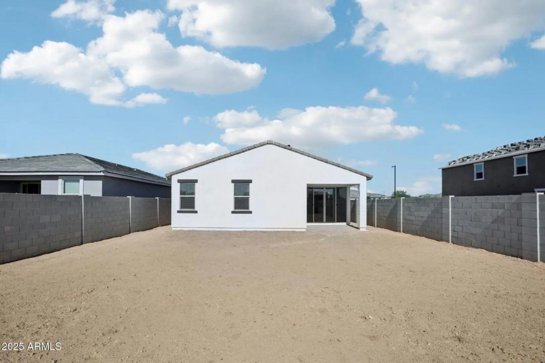 Real Estate Picture 32