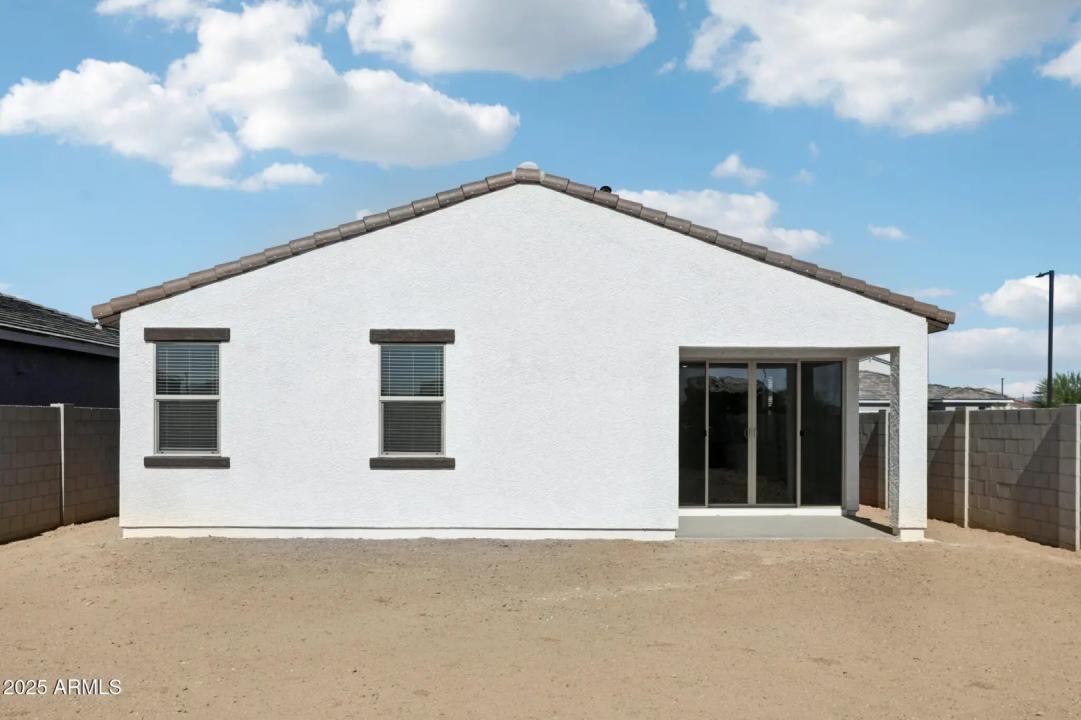 Real Estate Picture 33