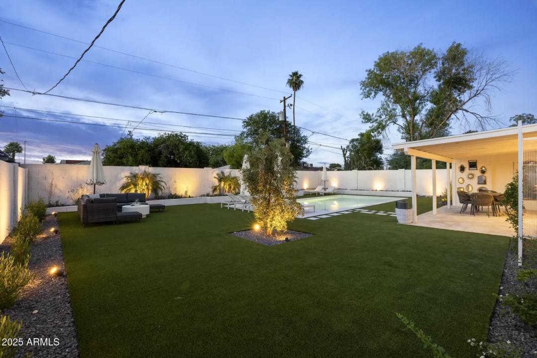 Real Estate Picture 48