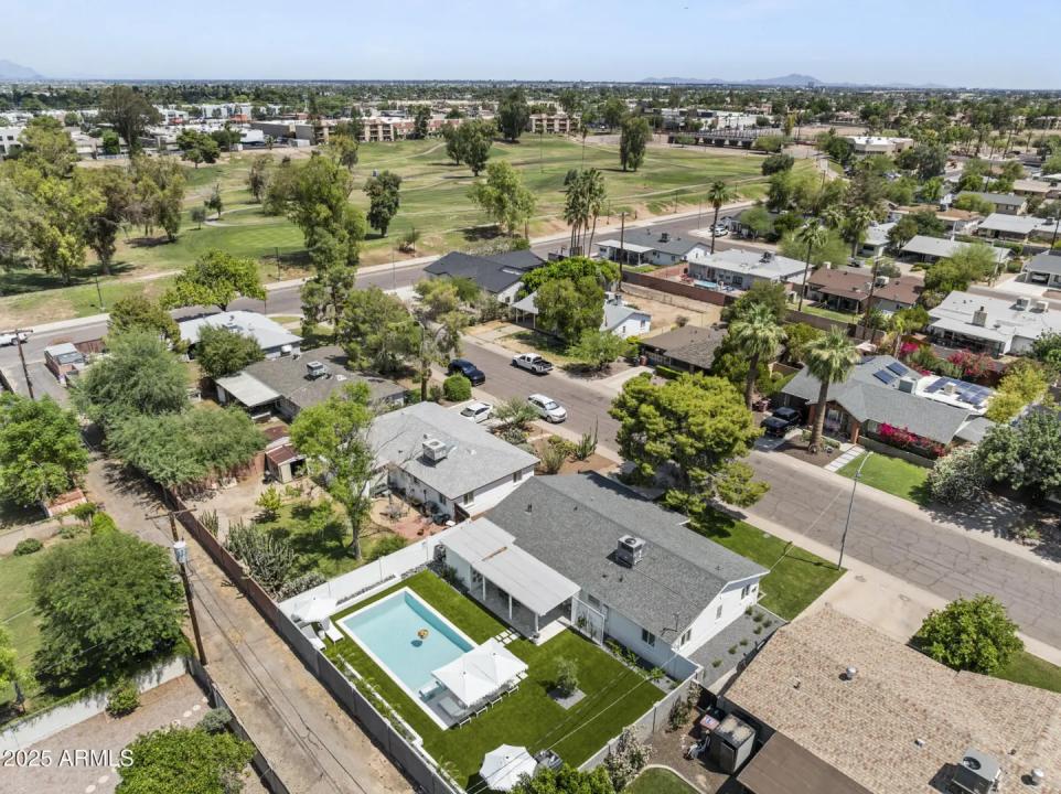 Real Estate Picture 54