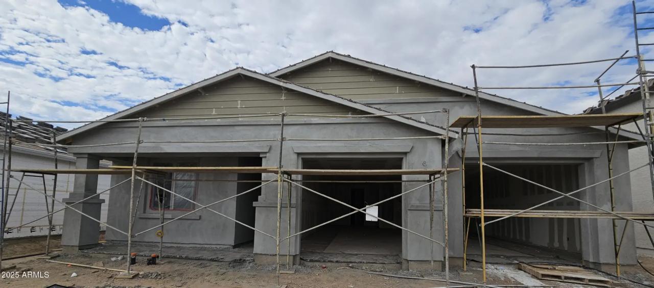 Real Estate Picture 2
